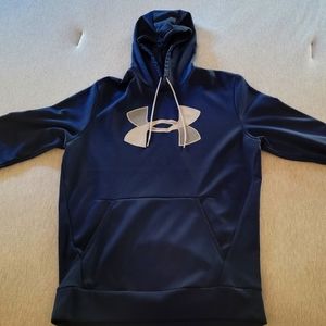 Under Armour Sweatshirt